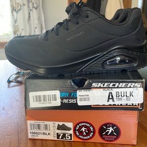 Sketchers Slip Resistant Shoes